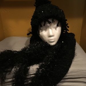 hat/scarf set